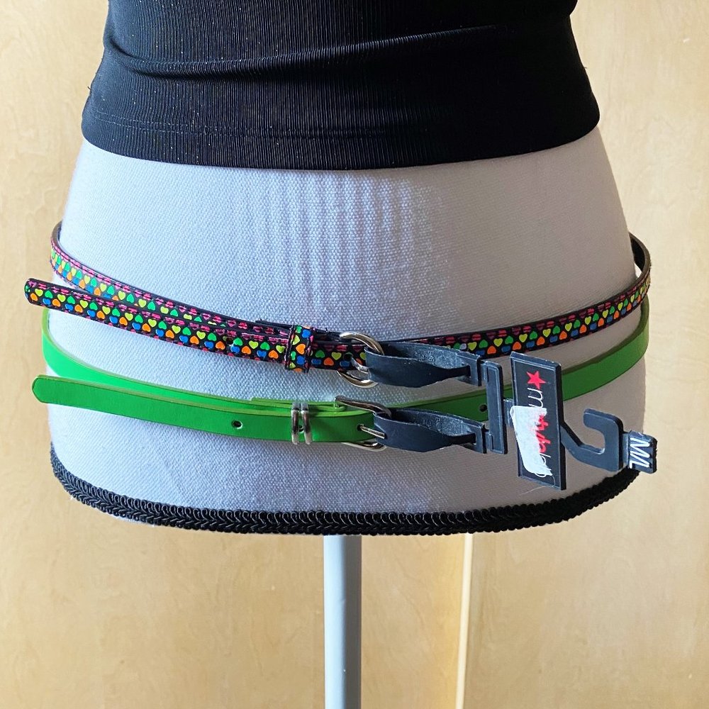NWT Sz M/L Mstylelab Green/Multi Hearts 2 Pk Belts